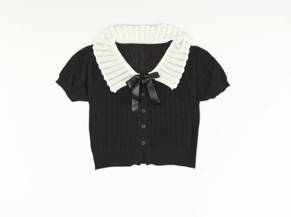 [TP031] Contrast-Trim Knit Top with Bow Detail